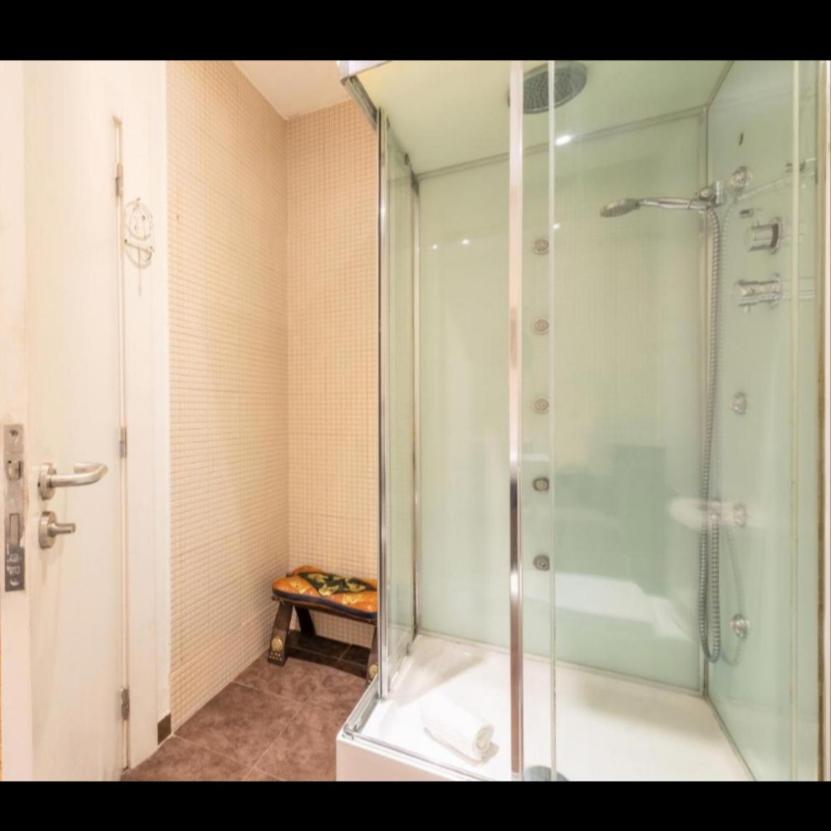 Guest house Happy At Chiado Lisbon
