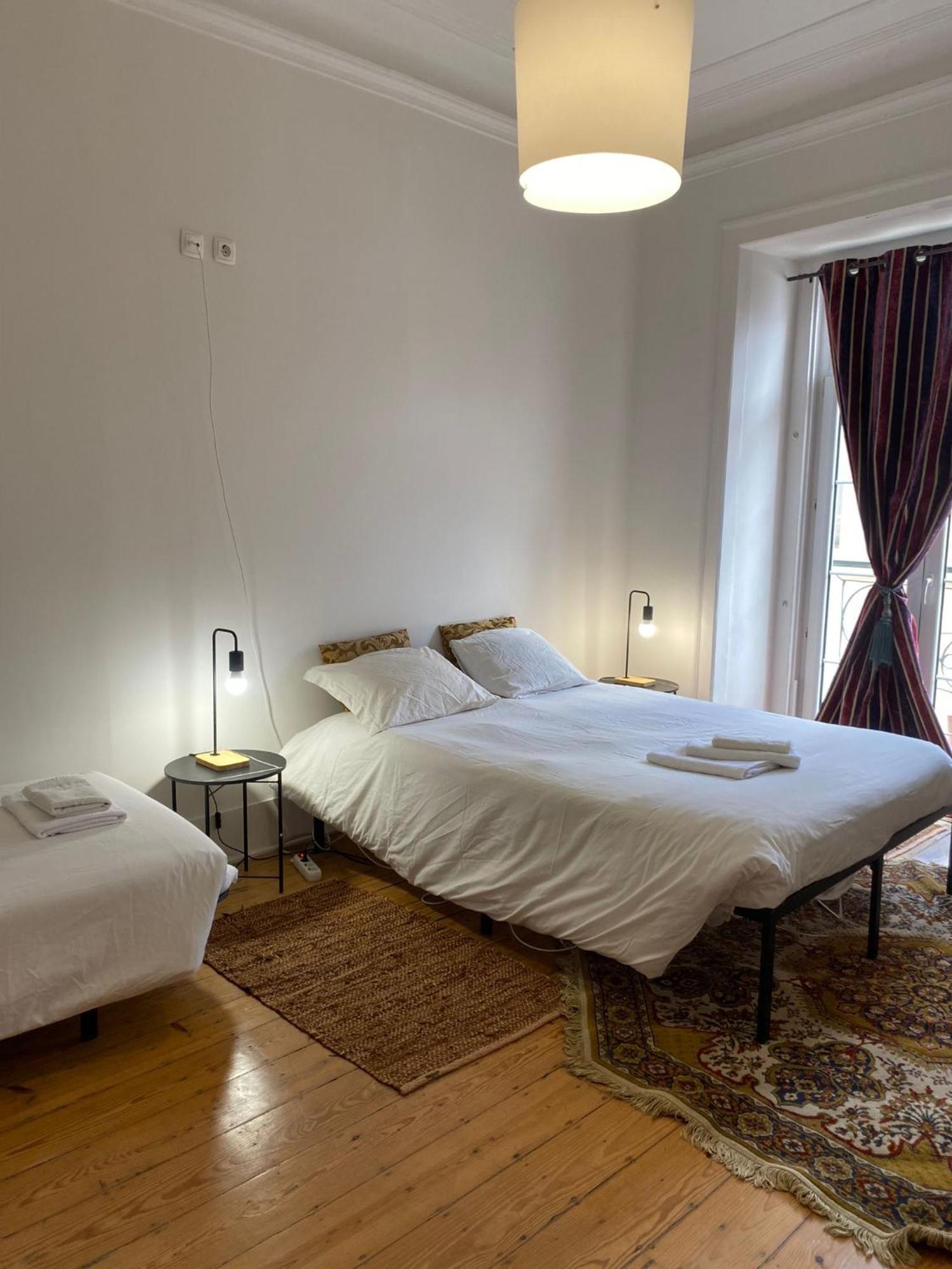 Guest house Happy At Chiado Lisbon